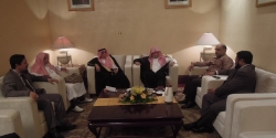 الوفد الروهنجي في جاكرتا يعقد لقاءً خاصاً مع أمين رابطة العالم الإسلامي ونائب وزير الثقافة والإعلام