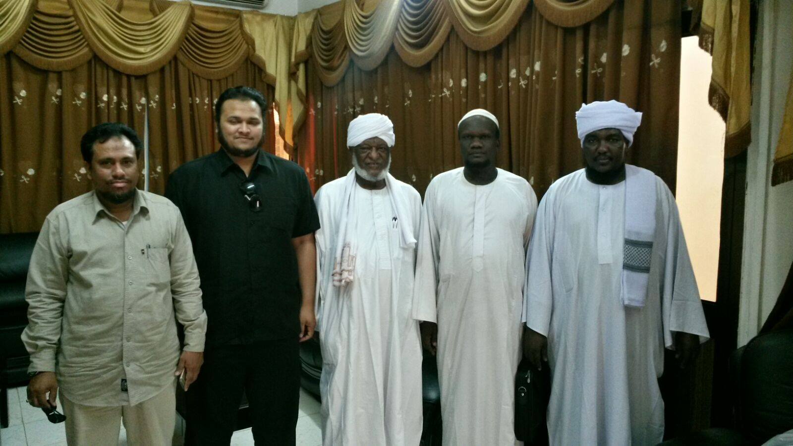 نشطاء روهنجيون يلتقون برئيس هيئة علماء السودان