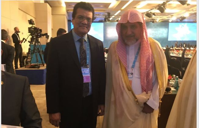 وقار الدين يلتقي بوزير الشؤون الإسلامية السعودي