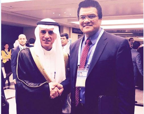 وقار الدين يلتقي بوزير الخارجية السعودي