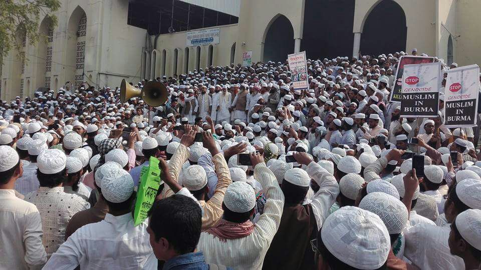 تظاهرات في بنجلاديش احتجاجا على اضطهاد أقلية الروهنغيا