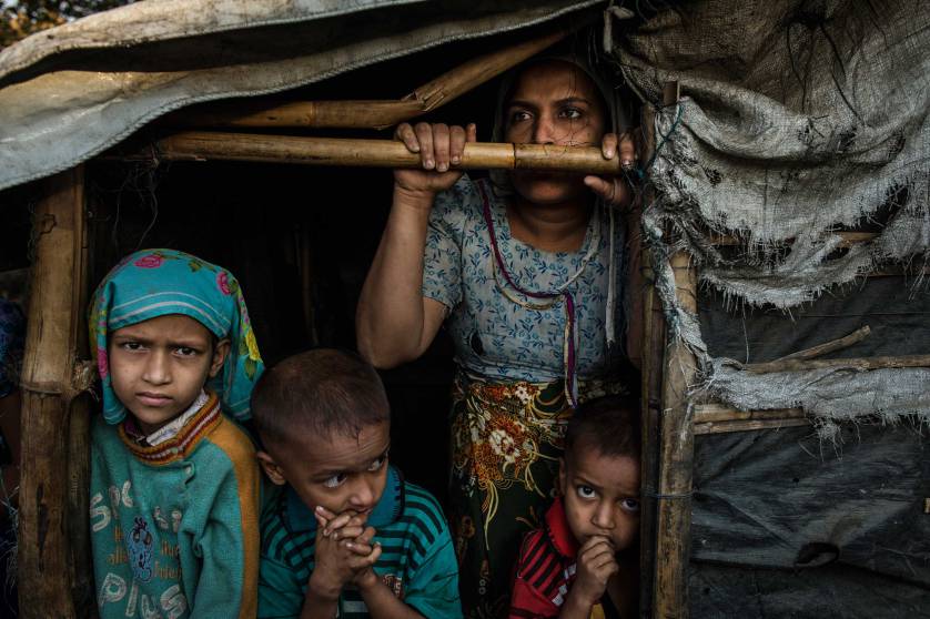 مجلة تايم تنشر روايات مصورة أمريكية من مخيمات الروهنغيا