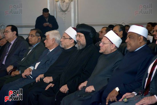 مصر الأزهر.. مسلمو ميانمار في القلب والعين