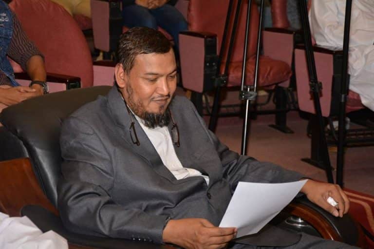 ناشط روهنغي: حكومة ميانمار مارست التطهير العرقي وحرقت المساجد‎