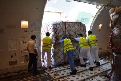 طائرة خاصة إماراتية تحمل مساعدات عاجلة للاجئي الروهنغيا في بنغلاديش