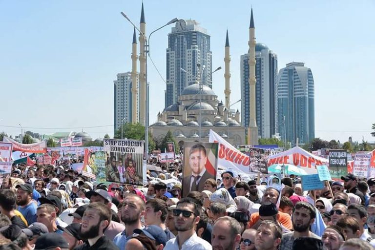 تظاهرة كبيرة في الشيشان احتجاجا على اضطهاد الروهنغيا