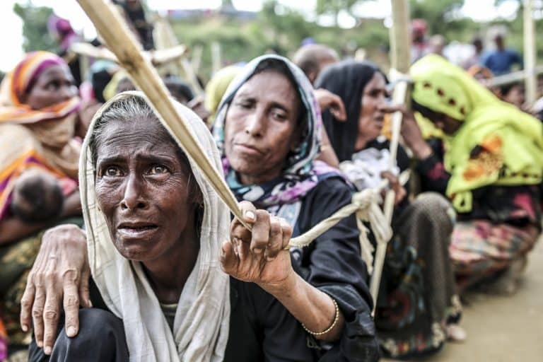 تركيا تتعاون مع الصليب الأحمر الميانماري لإغاثة الروهنغيا