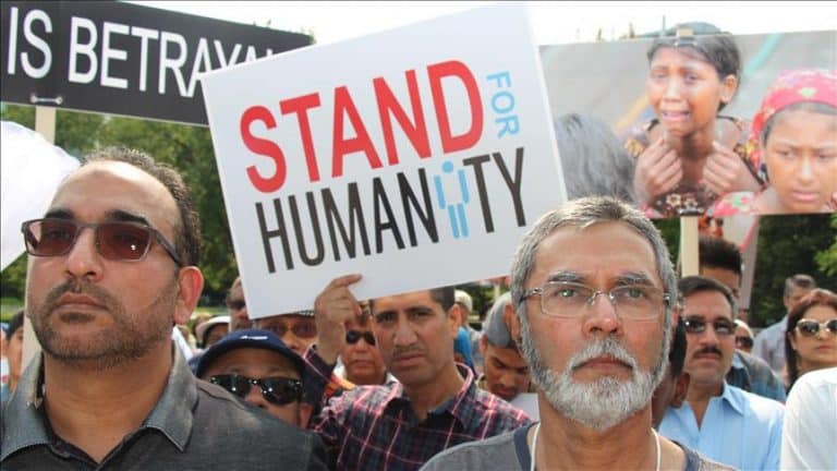 مظاهرة حاشدة في كندا احتجاجًا على الانتهاكات في أراكان