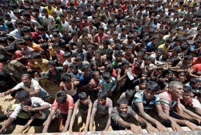 50 صورة تكشف معاناة الروهنغيا وسط غياب المجتمع الدولي