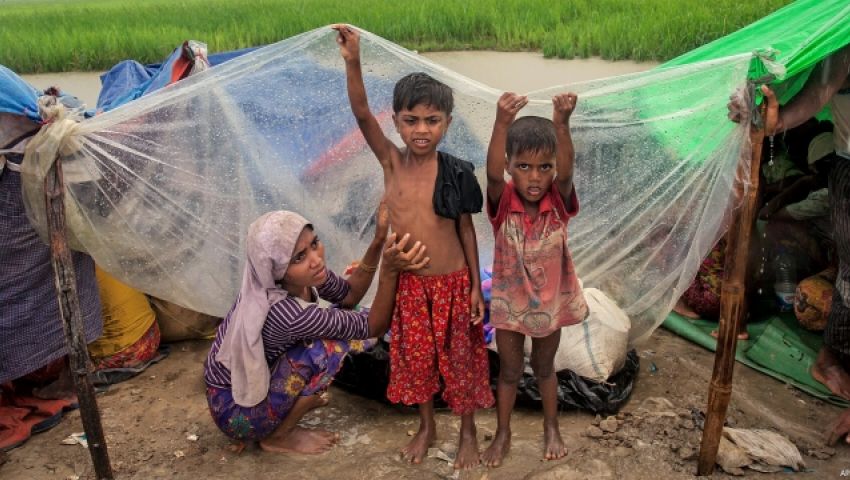 إيكونوميست: لاجئو الروهنغيا في بنغلادش.. أحلام العودة تتبخر
