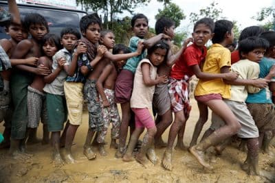 50 صورة تكشف معاناة الروهنغيا وسط غياب المجتمع الدولي