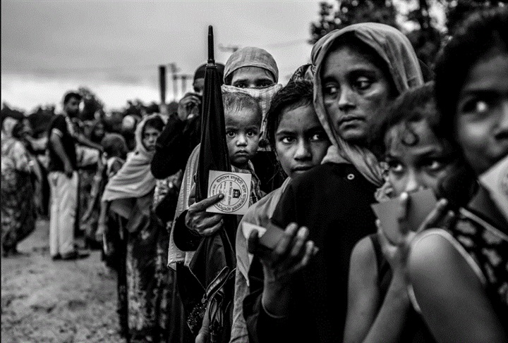 «الروهنغيا».. الهروب من الأرض المحترقة (صور)