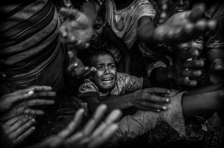 «الروهنغيا».. الهروب من الأرض المحترقة (صور)