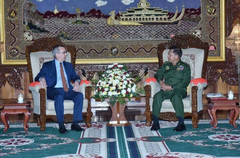قائد جيش ميانمار: الروهنغيا ليسوا من سكان البلاد الأصليين