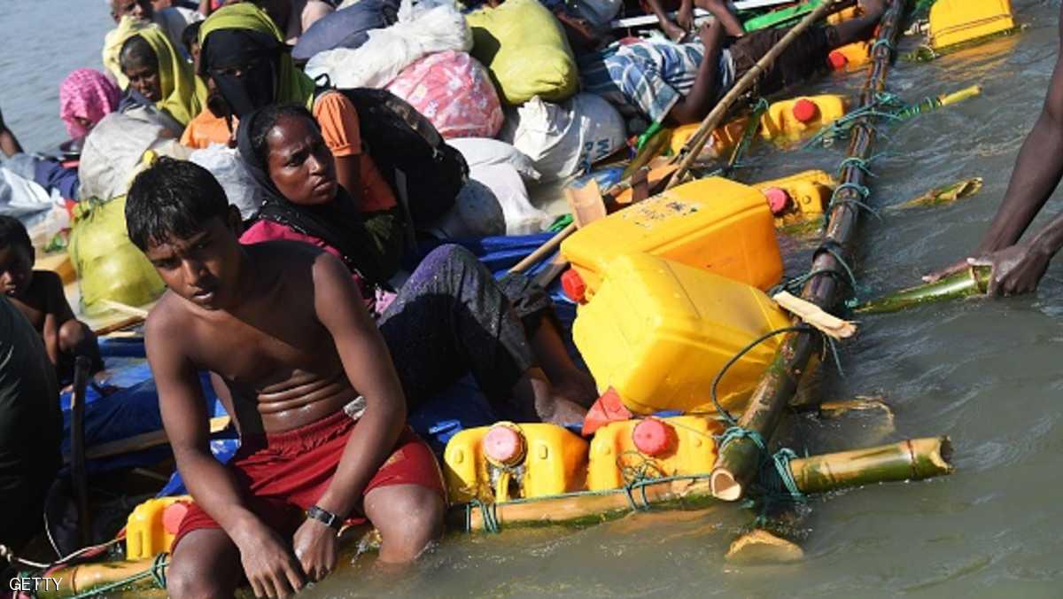 الأمم المتحدة: أقلية الروهنغيا تبني رماثات للفرار من ميانمار