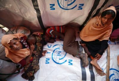 بالصور.. "ضحكة الأطفال" و"عزم الرجال" سلاح الروهنغيا في مواجهة الاضطهاد