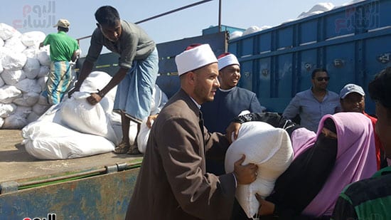 قافلة الأزهر تواصل عملها في مساعدة مسلمي الروهنغيا ببنغلادش