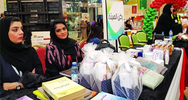 “آزر” حملة تبرعات لإغاثة الروهنغيا في مسقط العمانية
