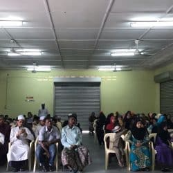 منظمتان ماليزيتان توزعان حقائب مدرسية لأبناء اللاجئين الروهنغيا