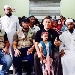 منظمتان ماليزيتان توزعان حقائب مدرسية لأبناء اللاجئين الروهنغيا