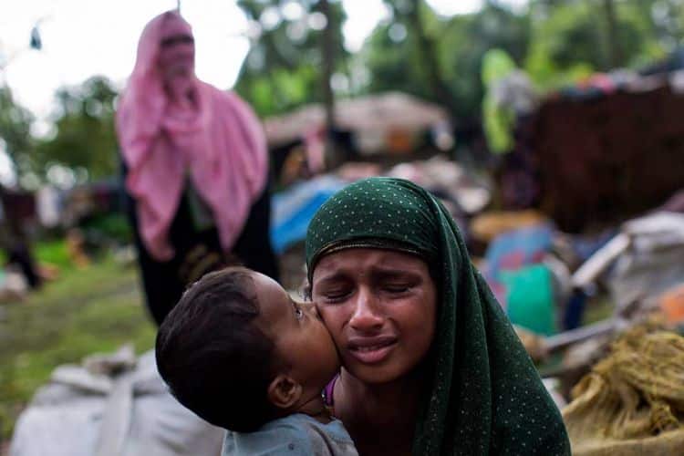 بنغلادش توافق على خطة لنقل 100 ألف من الروهنغيا إلى جزيرة غير مأهولة