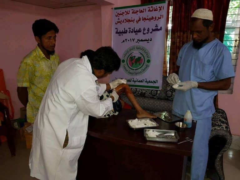 جمعية عُمانية تقيم مخيما طبيا للاجئين الروهنغيا في بنغلادش