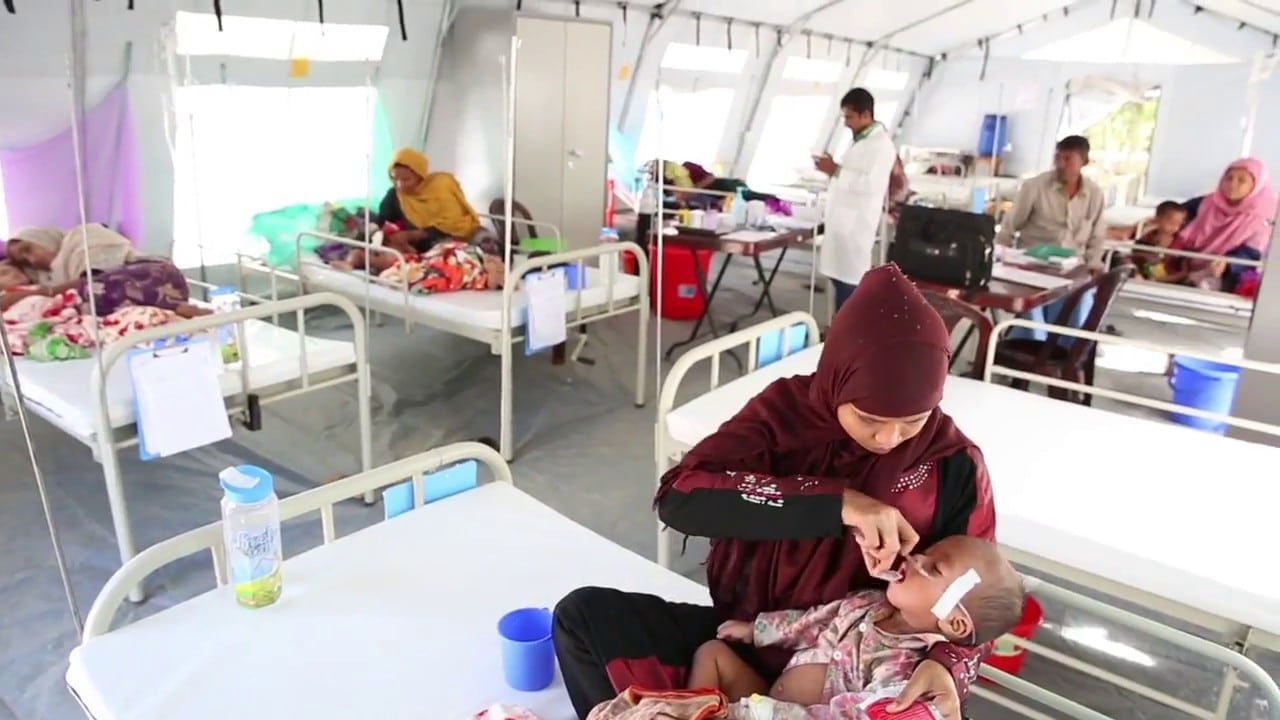 في 3 أسابيع فقط .. أطباء بلا حدود تفتتح مستشفى للاجئين الروهنغيا في بنغلادش