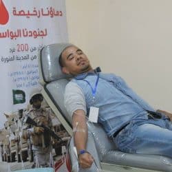200 متبرع بالدم من الجالية الروهنغية بالسعودية للجنود المرابطين
