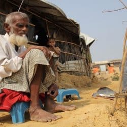 10 صور تظهر معاناة الروهنغيا على حدود بنغلادش
