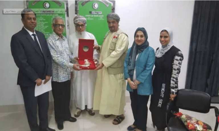 الهيئة العمانية للأعمال الخيرية تطلع بنغلادش على مشاريع عمان للروهنغيا