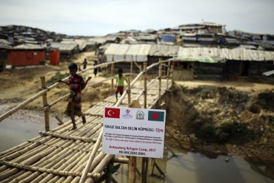 وقف الديانة التركي ينشئ ورش حرفية للاجئين الروهنغيا في بنغلادش