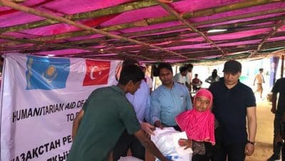 "تيكا" التركية تحمل مساعدات كازاخية للروهنغيا في بنغلادش