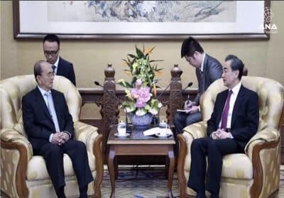 عضو مجلس الدولة الصيني وانغ يي يجتمع مع رئيس ميانمار السابق يو ثين سين