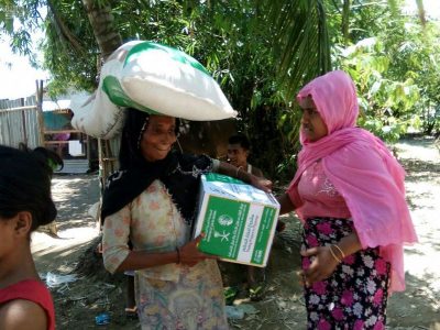 السعودية تواصل لليوم 15 توزيع السلال العذائية للمستفيدين في ميانمار