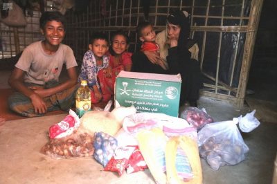 استمرار المساعدات الرمضانية للاجئي الروهنغيا من مركز سلمان للإغاثة