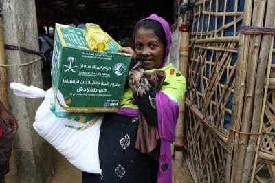 لليوم الـ6.. "إغاثي الملك سلمان" يواصل توزيع 1500 سلة رمضانية على الروهنغيا
