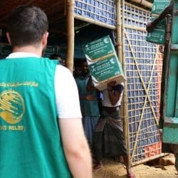 «مركز الملك سلمان» يدشن توزيع السلال الغذائية للاجئين الروهنغيا في «بالوخالي»