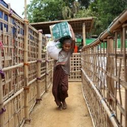 «مركز الملك سلمان» يدشن توزيع السلال الغذائية للاجئين الروهنغيا في «بالوخالي»