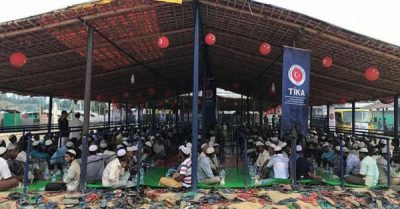 تركيا توزع طرودا غذائية على 25 ألفا من الروهنغيا في بنغلادش