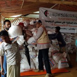 بالصور.. قافلة جزائرية تصل مخيمات اللاجئين الروهنغيا