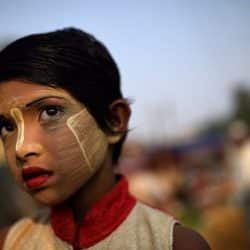 المكياج الفريد لبنات ونساء الروهنغيا المسلمات في بنغلادش