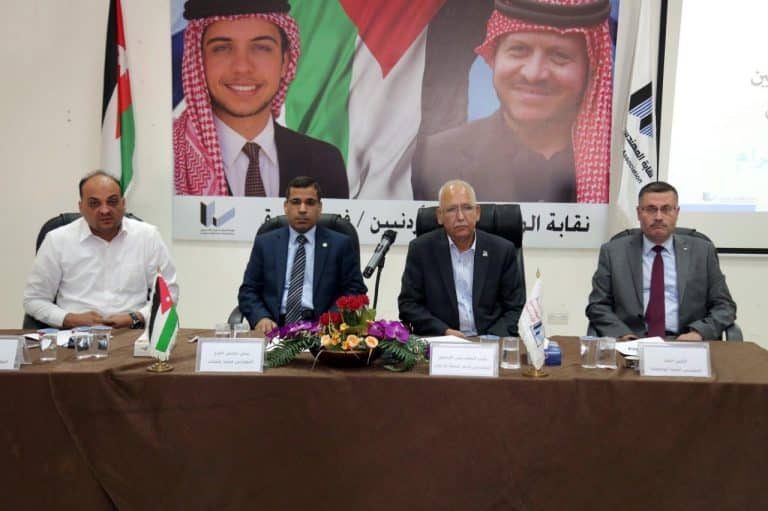 ندوة نقدية لرواية عائلة من الروهنغيا في اتحاد الكتاب