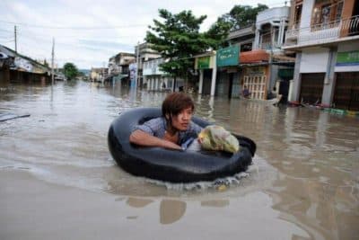 مصرع 10 أشخاص تشريد عشرات الآلاف في ميانمار بسبب الفيضانات