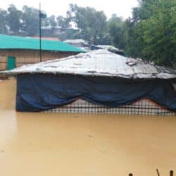 الأمطار الغزيرة تغمر مخيمات اللاجئين الروهنغيا في بنغلادش