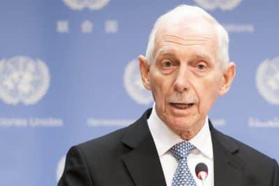 مدير عام المنظمة الدولية للهجرة يزور اللاجئين الروهنغيا في بنغلادش