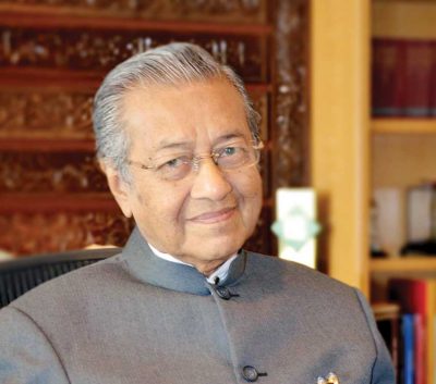 مهاتير محمد يدين ممارسات ميانمار مع الروهنغيا