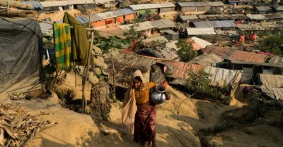 أُم من الروهنغيا لا ترى أملاً في المستقبل