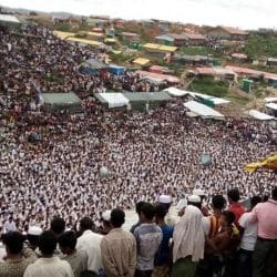 آلاف الروهنغيا يتظاهرون للمطالبة "بالعدالة" بعد عام على حملة الجيش الميانماري