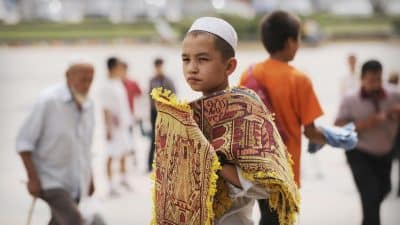 هل يواجه مسلمو “الإيغور” ذات مصير “الروهنغيا”؟