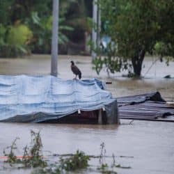 صور.. 85 قرية في ميانمار خالية من السكان عقب انهيار سد وغرق الشوارع